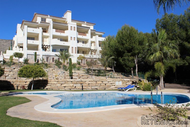 Magnificent semi-detached house with 3 bedrooms, terrace..