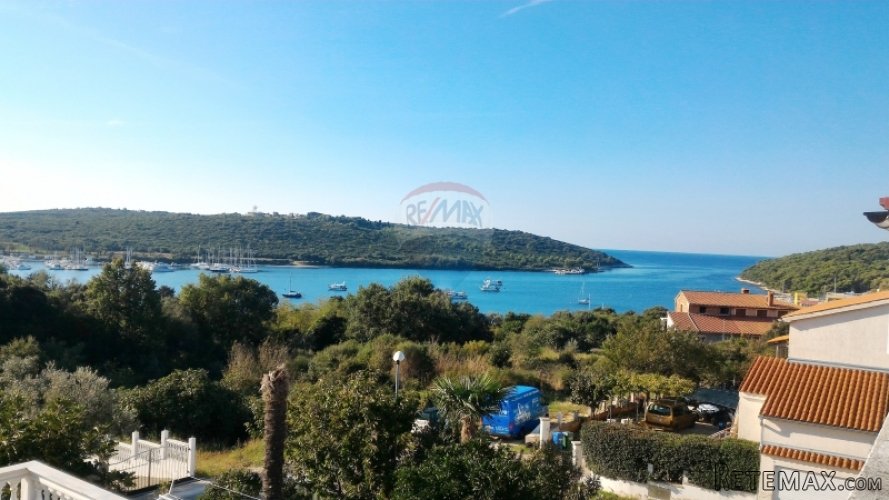 Istra,Banjole,kuća s apartmanima i prekrasnim pogledom na...