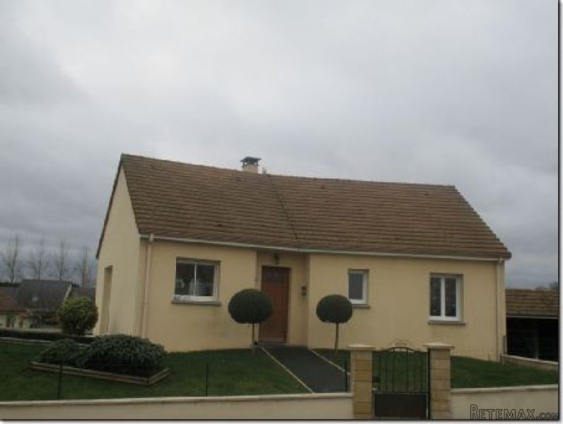 Traditional House with Nice Garden
