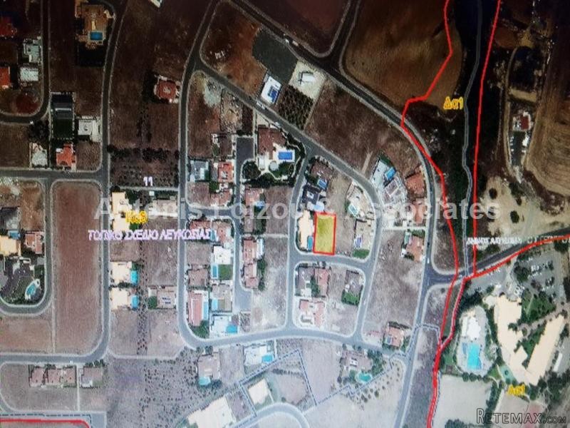 833m2 Residential Plot in Strovolos