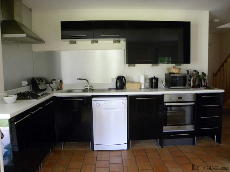 A Superb Property With Guest House.. - 2