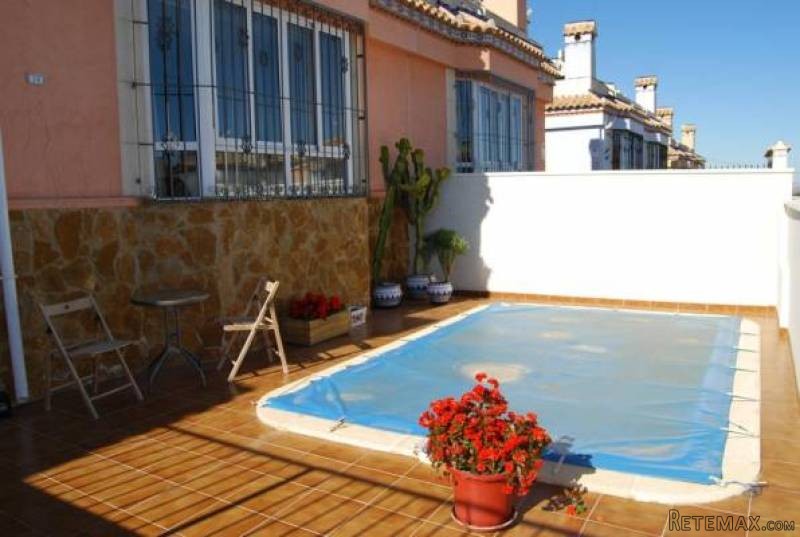 3 Bedroom 2 Bathroom Townhouse In Punta.. - 2