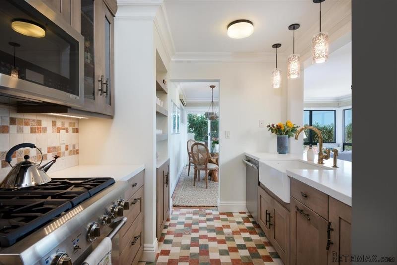 3 bedroom Apartment For Sale: 3375.. - 2