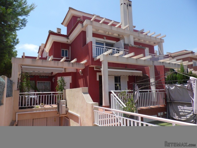 3 Bedrooms - Property - Alicante - For..