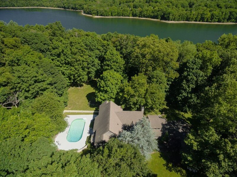 4 bedroom House For Sale: 36 Watergate.. - 2