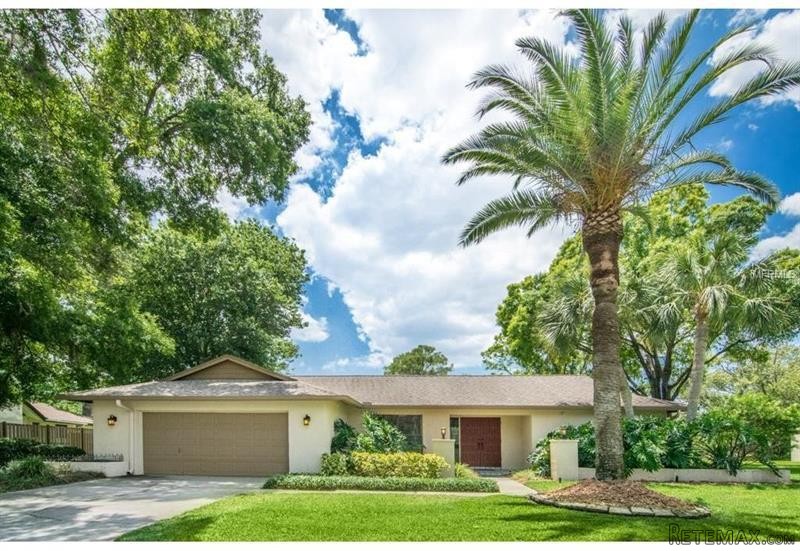 5 bedroom Property For Sale: 5016..