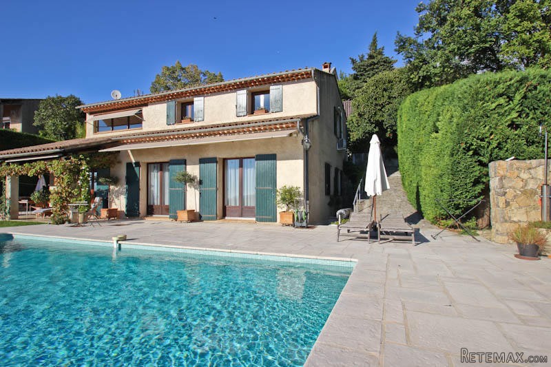 5 Bedroom Villa For Sale In Montauroux - 2