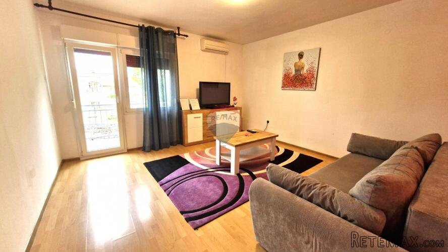 Pula, Kaštanjer - stan 120 m², balkon, mirna lokacija