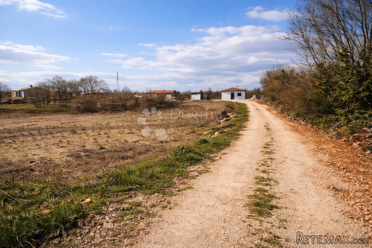 Građevinsko zemljište – okolica Labina, 1.119 m² - 3