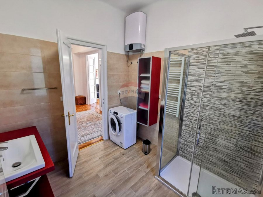 Rijeka, Bulevard, novouređen stan od 109m2 s garažom - 4