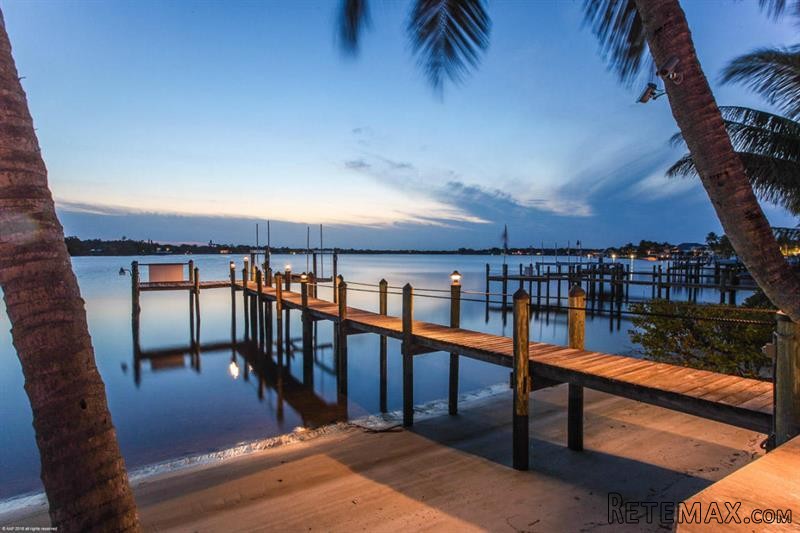 5 bedroom Residence For Sale: Tequesta.. - 2