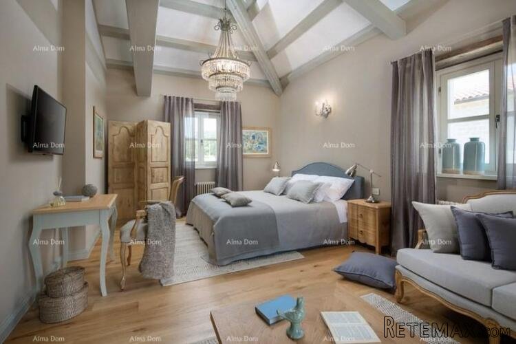 LUKSUZNA VILA S BAZENOM – SAVRŠEN SPOJ ELEGANCIJE I UD.. - 5