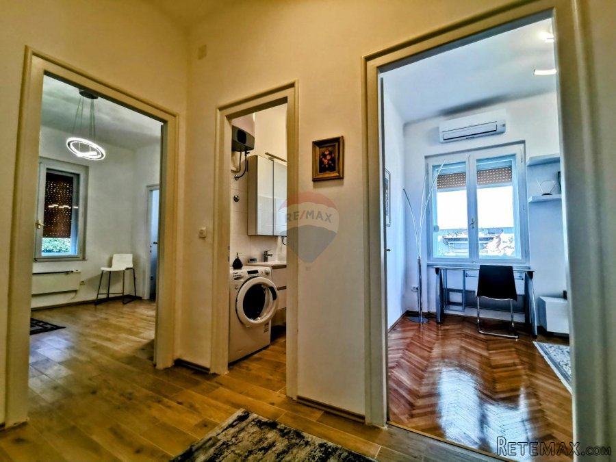 Rijeka, Bulevard, novouređen stan od 109m2 s garažom - 10
