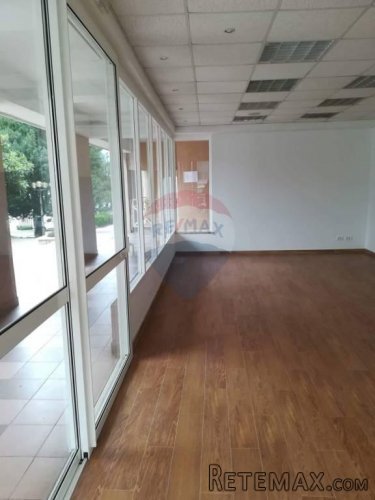 Exluzivno! Poslovni prostor u centru grada, 1. red do mora - 2
