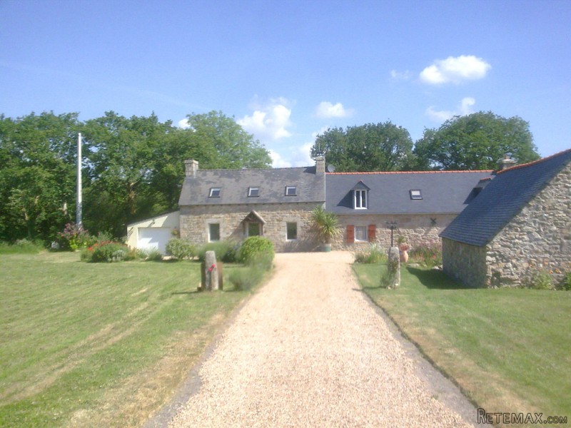 Large Country Stone House With Attached.. - 2