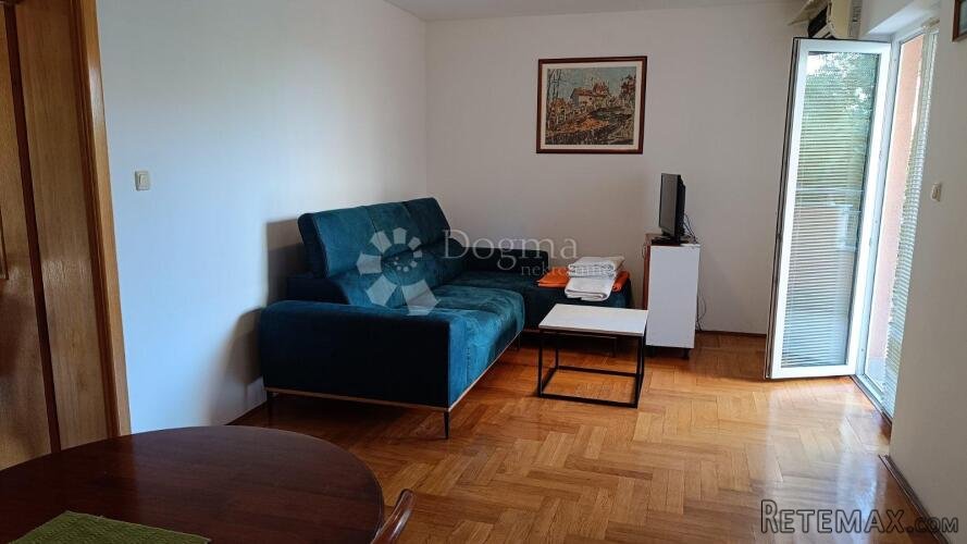 Malinska, 61 m2 2s+db, balkon, parking - 2