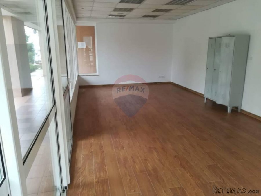Exluzivno! Poslovni prostor u centru grada, 1. red do mora - 3