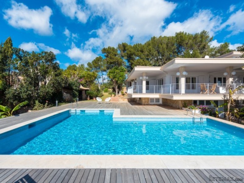 Family House With Privacy And Views.. - 2
