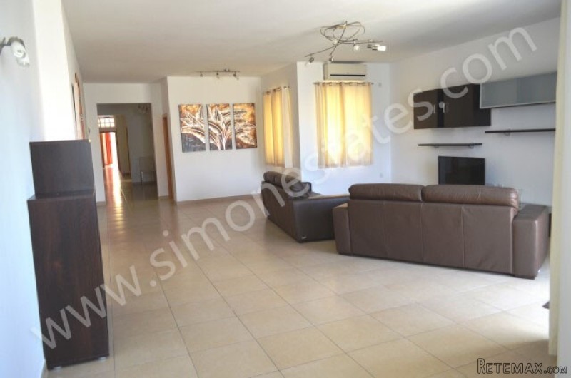 Flat, Luxurious Finish