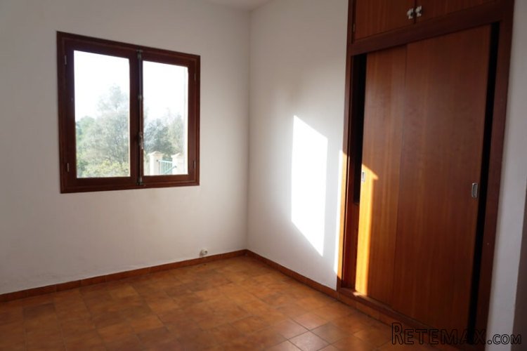 An opportunity to own 2 independent houses on a rustic land..