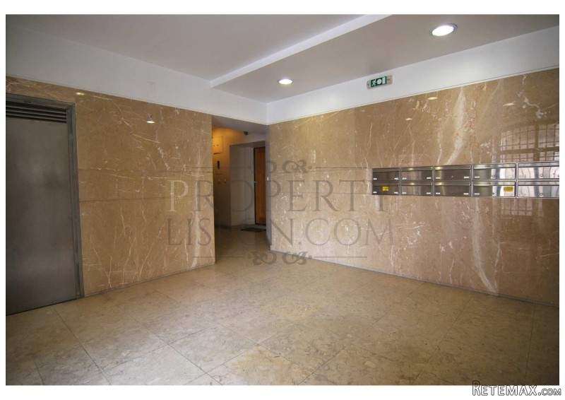 SÉ - Sunny Apartment with Incredible..