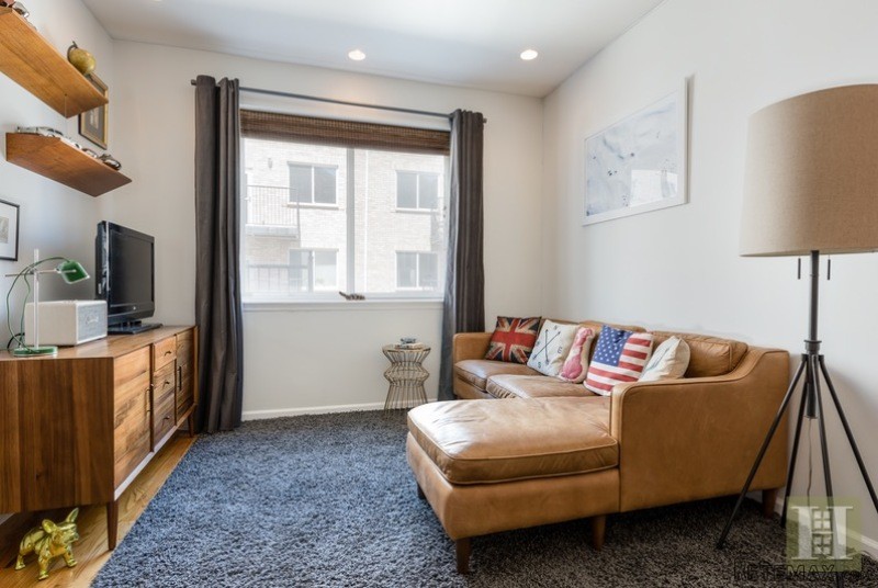 2 bedroom Apartment For Sale: 965 KENT.. - 2