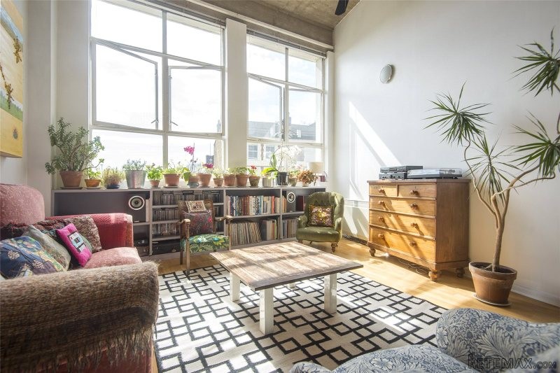 2 Bedroom Purpose Built, Leasehold - 2