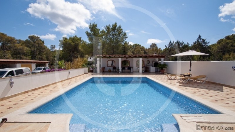 Es Figueral - gated land with villa
