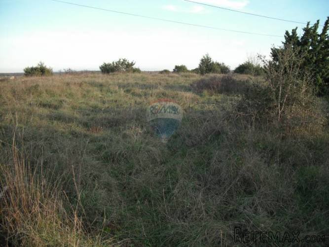 Istra, okolica Pule,građevinsko zemljište u predgrađu Pule