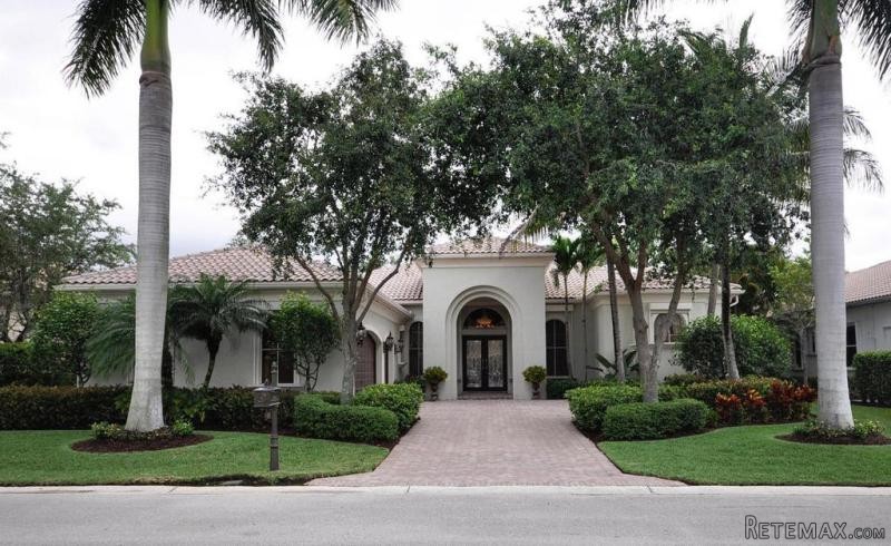 212 Via Emilia, Palm Beach Gardens, FL..