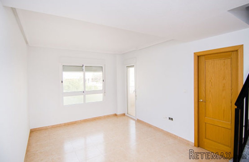 3 Bedroom Apartment Santa Pola, Alicante - 2