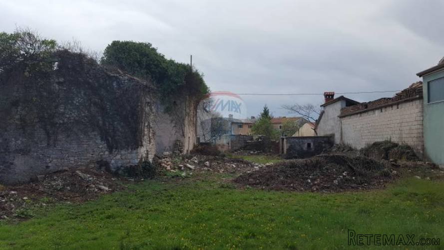 Građevinsko zemljište od 4000m2 u blizini Žminja - 4