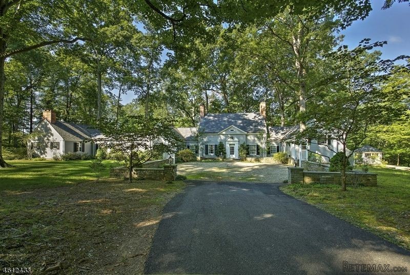 4 bedroom Detached House For Sale: 58..