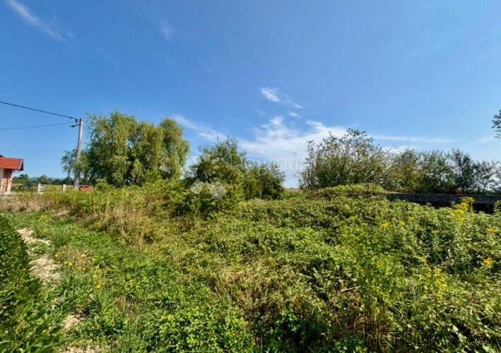 Građevinsko zemljište + projekt – odlična prilika - 3