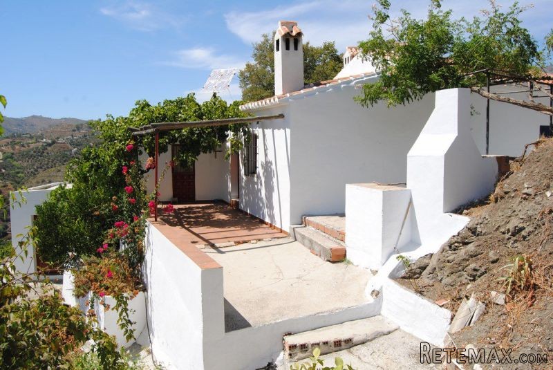 Country Houses for For Sale in Torrox..