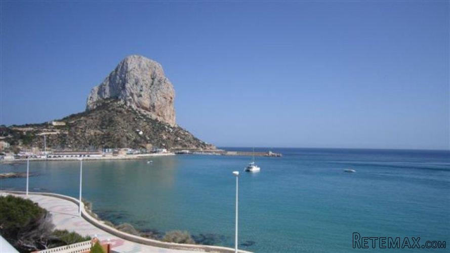 Apartamento de 3 dormitorios en 1º linea de mar en Calpe..