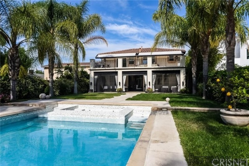 5101 Avenida Oriente | Tarzana..