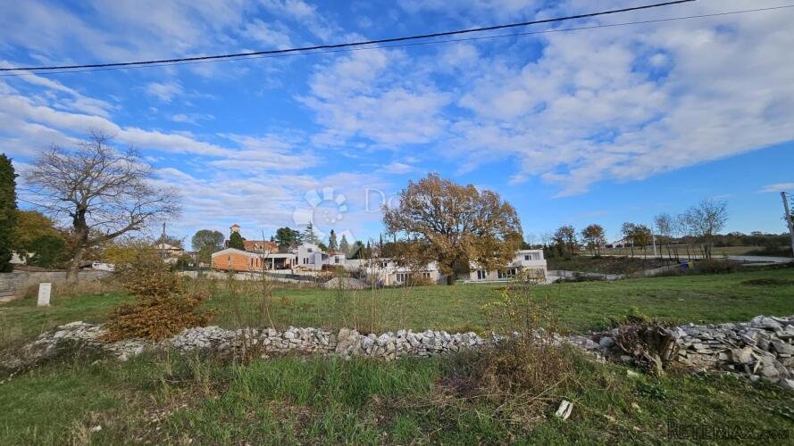 Građevinsko zemljište na mirnoj lokaciji - 3