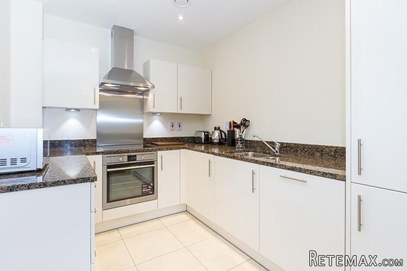 2 bedroom property for sale