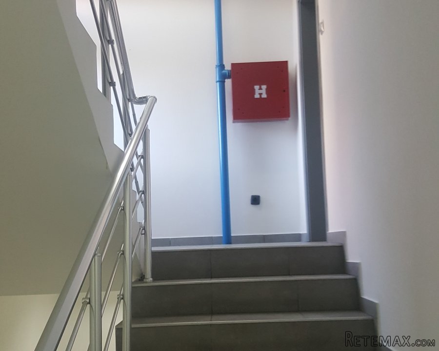 Izdajem kancelarijski prostor u centru Niša - pored Suda - 4