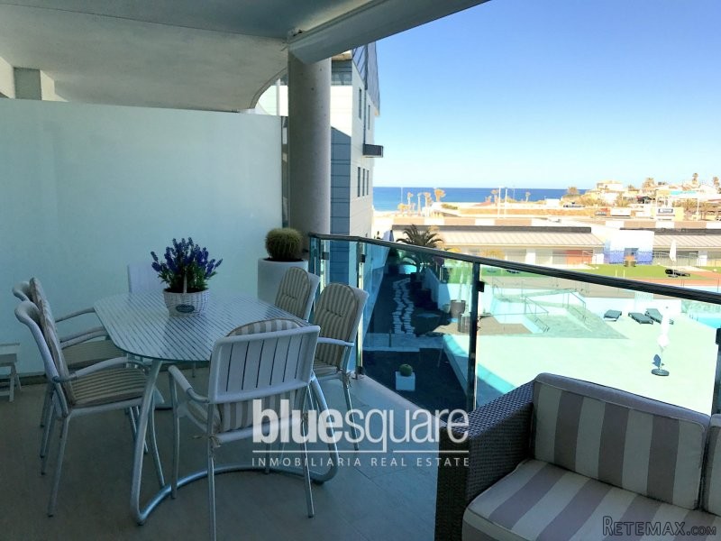Luxury 3-Bedroom Apartment with Sea..