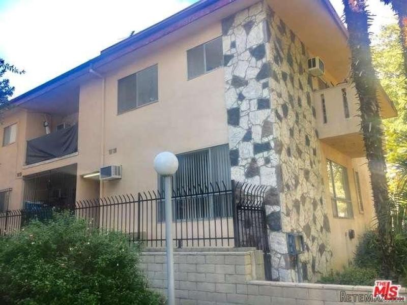 1131 North Fuller Avenue | West.. - 2