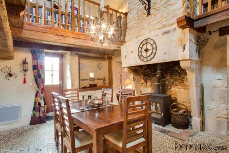 Beautiful House Renovated With Taste.. - 2