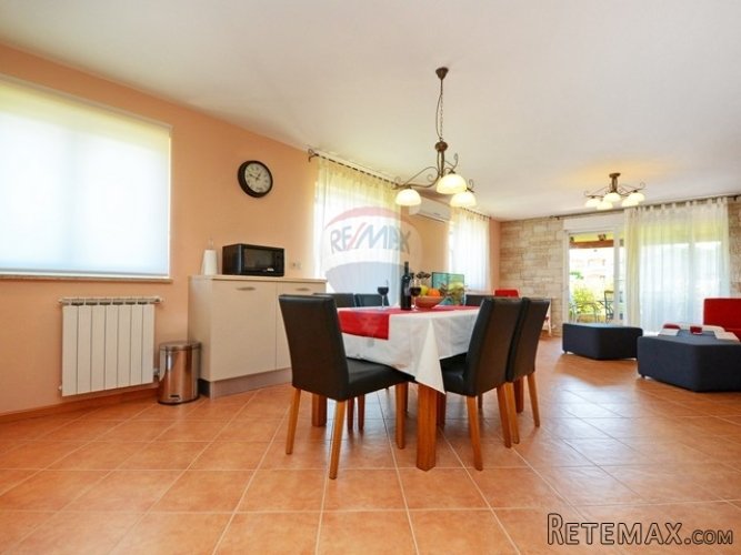 Istra, Poreč- Dvojna kuća s dvorištem, novogradnja - 4