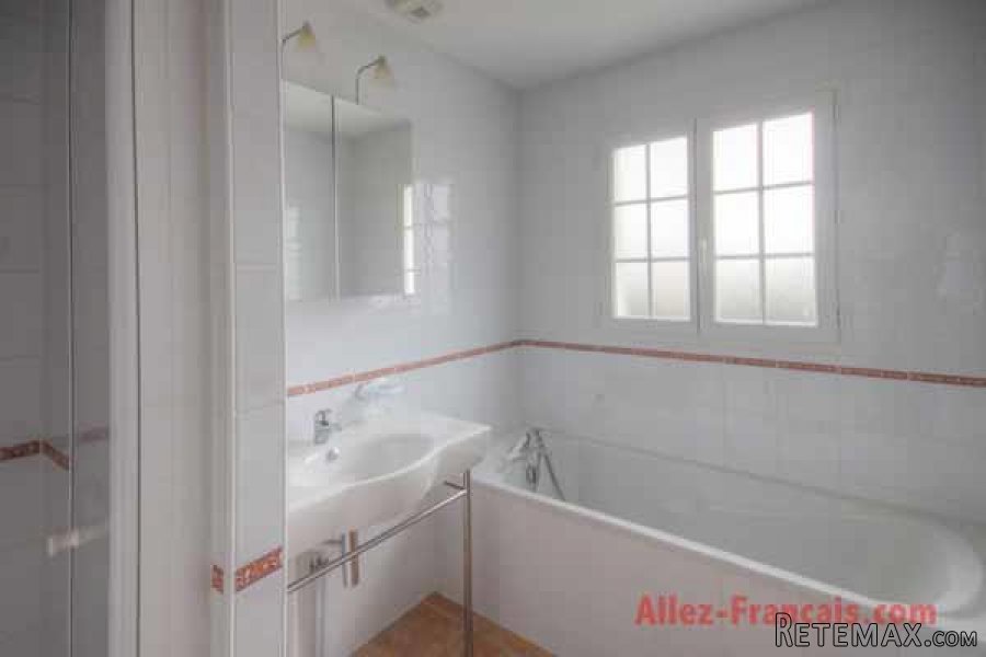 Les Forges (79) for Sale : Lovely villa next to a 27 hole golf.. - 8