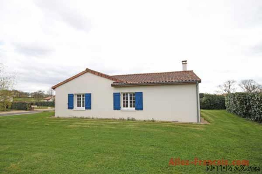 Les Forges (79) for Sale : Lovely villa next to a 27 hole golf.. - 10
