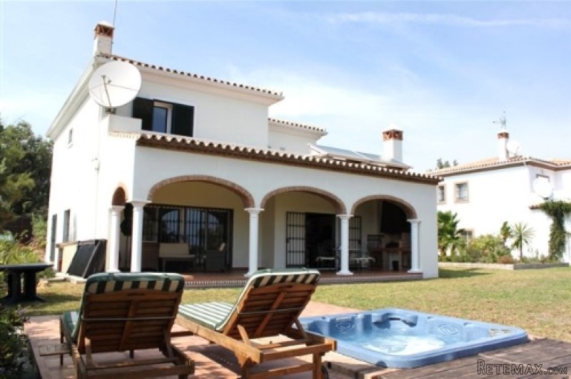 3 Bedrooms - Villa - Malaga - For Sale