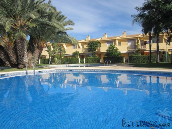 Charming 3 bedroom house located in one of the best areas..