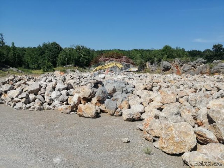 Matulji, građevinsko zemljište od 21800 m2 - 2