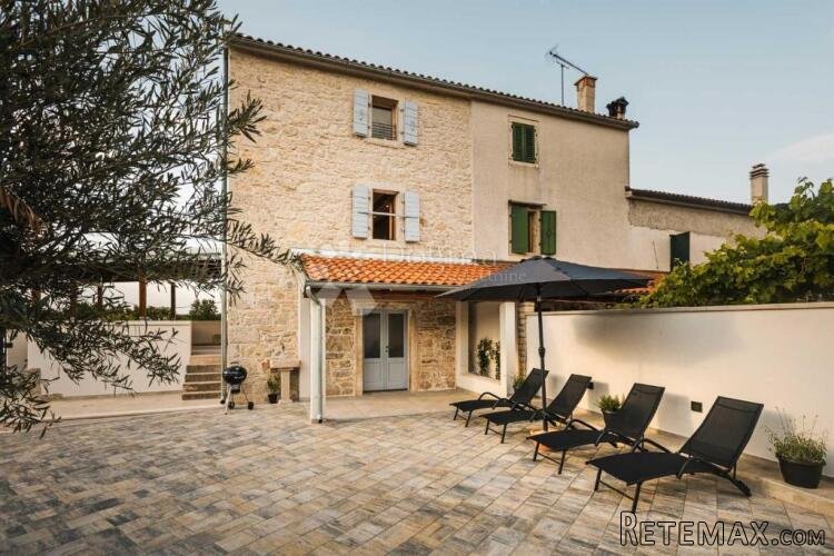 Poreč - renovirana kamena kuća zadnja u nizu s jakuzijem - 2